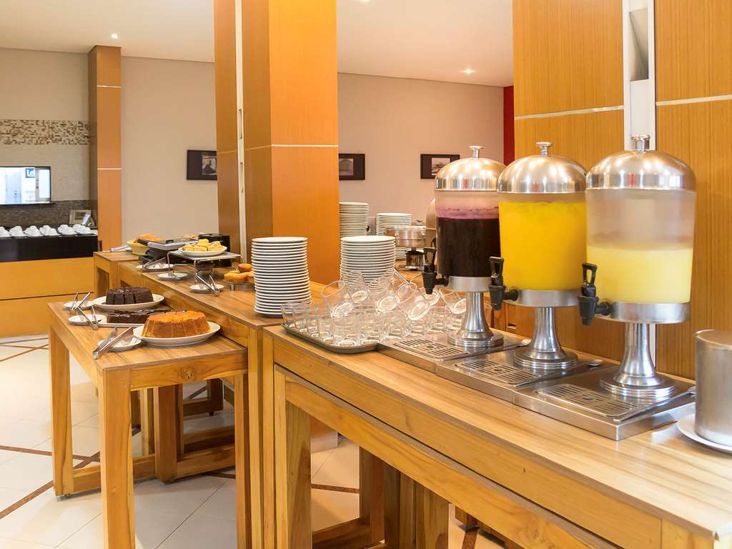 Hotel Nacional Inn Cuiaba Ресторан фото